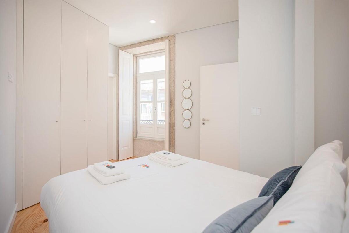 Liiiving In Porto - Aliados Stone Apartment Exterior foto